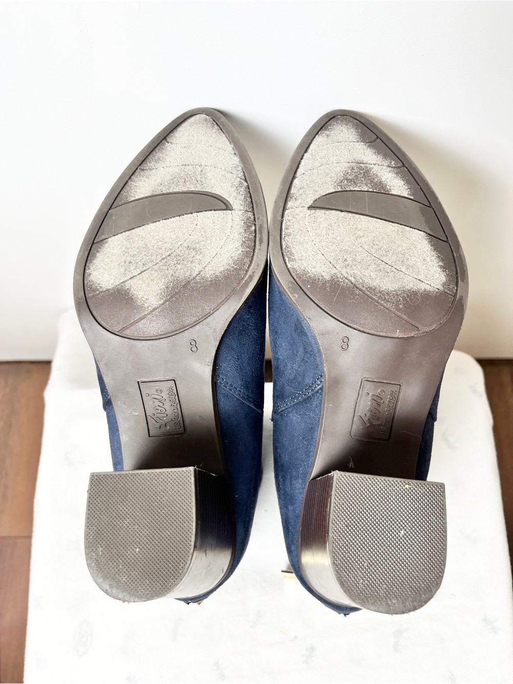 Fioni Navy Blue Faux Suede Chelsea Booties – Gold Zip Block Heel Ankle Boots 8 - Picture 10 of 12